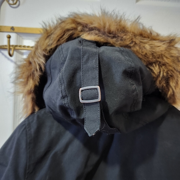 GAP black winter coat parka faux fur trim hood zip front medium - Picture 15 of 16
